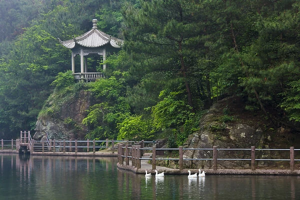 Pavilion with lake in the mountain, Tiantai Mountain, Zhejiang Province, China