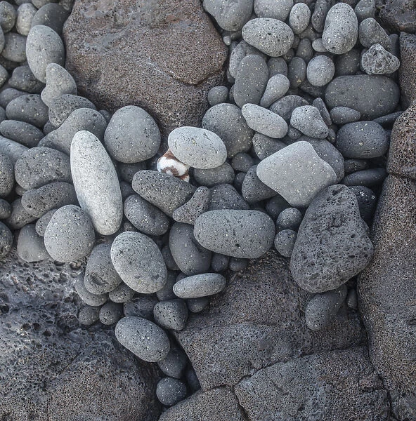 Pebbles on Miloli i Beach, Big Island, Hawaii