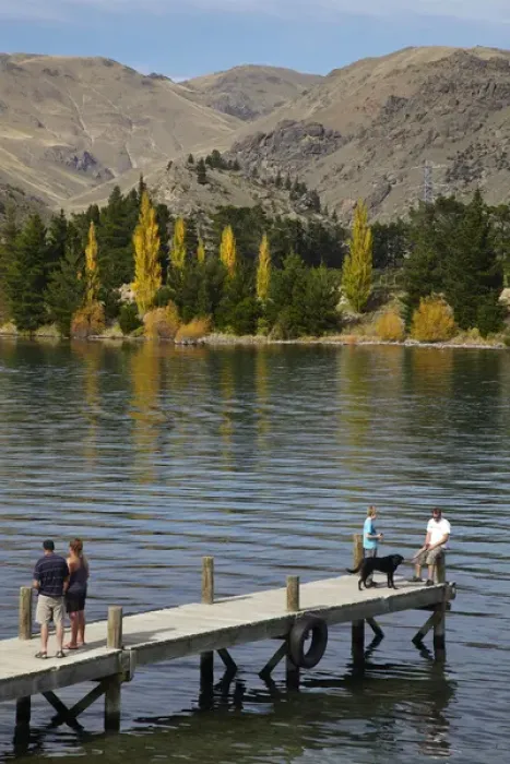 Framed Print : People on jetty, Lake Dunstan, Cromwell, Central Otago, South Island, New Zealand