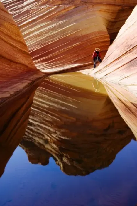 Framed Print : A photographer at the Wave in the Paria Canyon-Vermilion Cliffs wilderness area (MR)