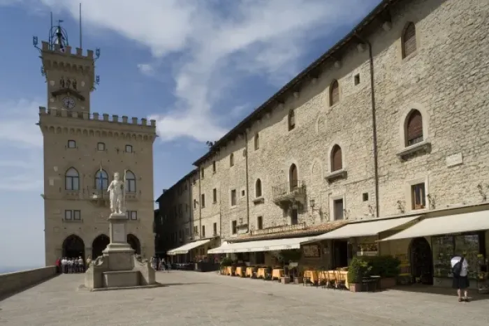 Framed Print : Piazza della Liberta, Palazzo Pubblico, Republic of San Marino Framed Print : Piazza della Liberta, Palazzo Pubblico, Republic of San Marino