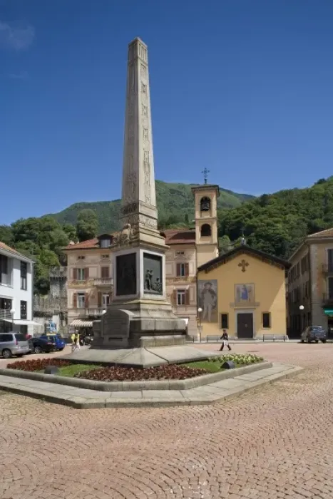 Framed Print : Piazza Independenza, Chiesa San Rocco, Bellinzona, Tucino, Switzerland Framed Print : Piazza Independenza, Chiesa San Rocco, Bellinzona, Tucino, Switzerland
