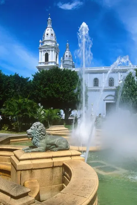 Framed Print : Ponce, historic town center with water fountains
