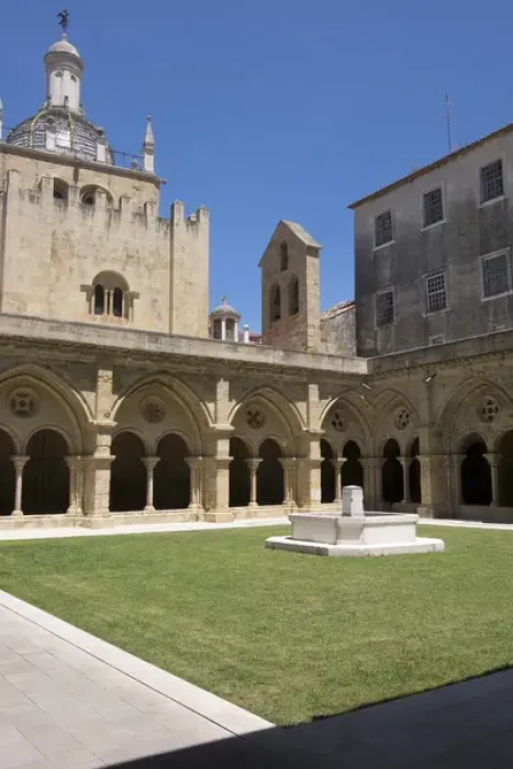 Framed Print : Portugal, Coimbra. Old Cathedral cloister. Archways, walking paths, courtyard Framed Print : Portugal, Coimbra. Old Cathedral cloister. Archways, walking paths, courtyard