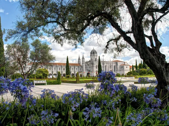 Framed Print : Portugal, Lisbon. The Jeronimos Monastery (Mosteiro dos Jeronimos) from the Praca do Imperio, Belem District