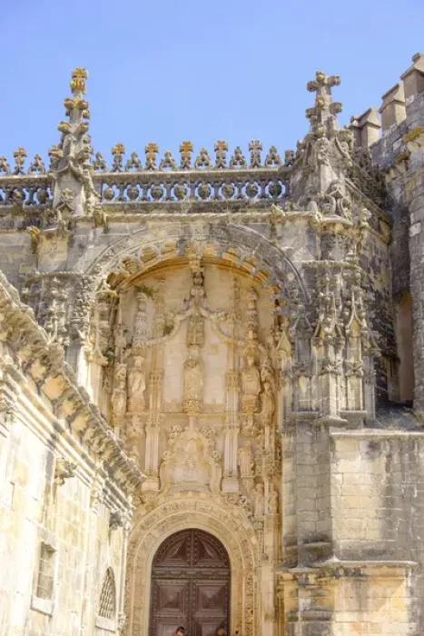 Framed Print : Portugal, Tomar. Tomar Castle, Knights of the Templar fortress, castle and convent Framed Print : Portugal, Tomar. Tomar Castle, Knights of the Templar fortress, castle and convent