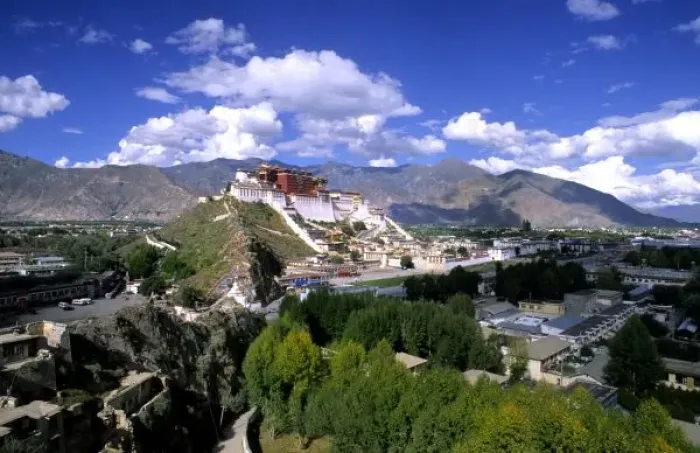 Framed Print : Potala Palace on mountain range from another mountain the home of the Dalai Lama Framed Print : Potala Palace on mountain range from another mountain the home of the Dalai Lama