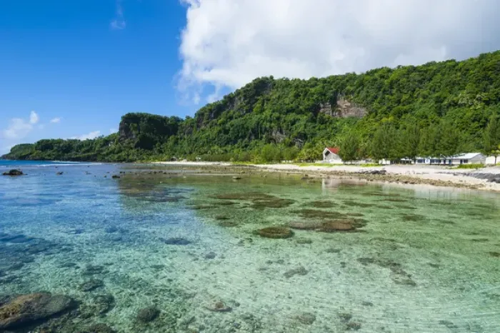 Framed Print : Pretty bay and turquoise water in Tau Island, Manuas, American Samoa, South Pacific Framed Print : Pretty bay and turquoise water in Tau Island, Manuas, American Samoa, South Pacific