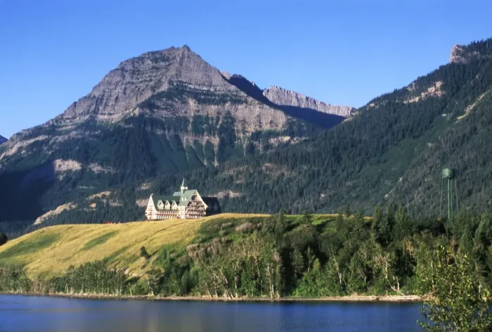 Framed Print : Prince of Wales Hotel, Waterton Lakes NP, Alberta, Canada