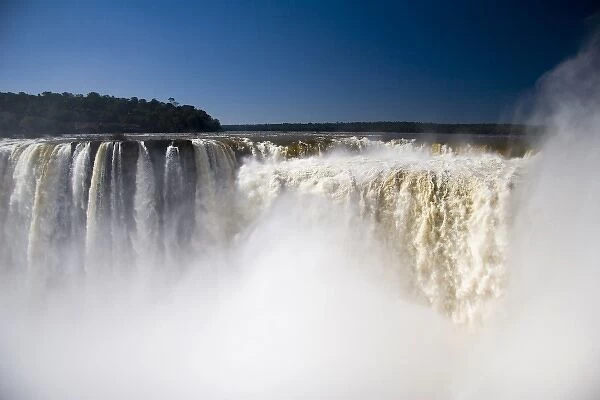 Puerto Iguazu, Argentina. The breathtaking waterfalls of Puerto Iguazu and Foz de Iguazu (Brazil)