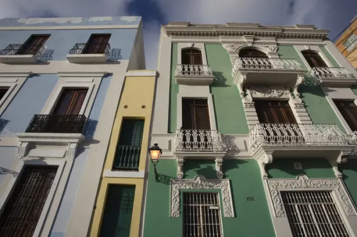 Framed Print : Puerto Rico, San Juan, Old San Juan, buildings on Tetuan Street, late afternoon
