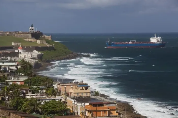 Framed Print : Puerto Rico, San Juan, Old San Juan, El Morro Fortress and La Perla village from Fort San Cristobal Framed Print : Puerto Rico, San Juan, Old San Juan, El Morro Fortress and La Perla village from Fort San Cristobal