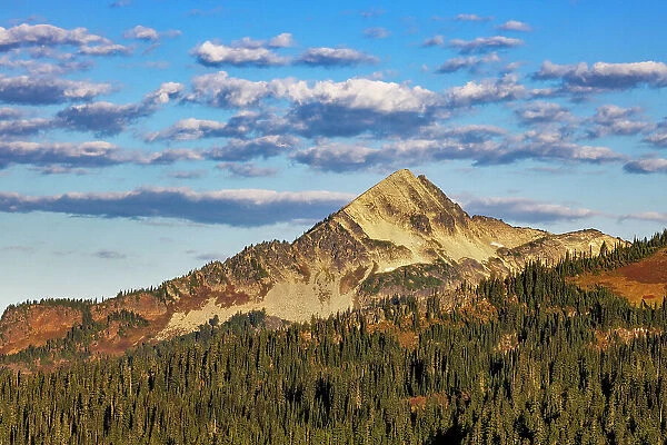 Pyramid Peak in Mount Rainier National Park, Washington State, USA