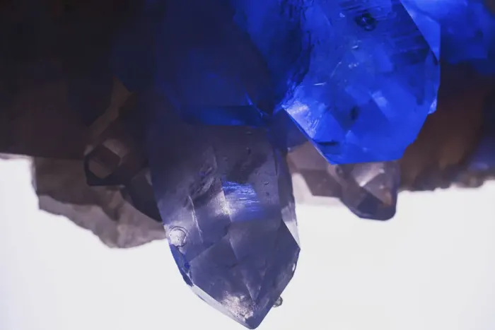 Framed Print : Quartz crystals
