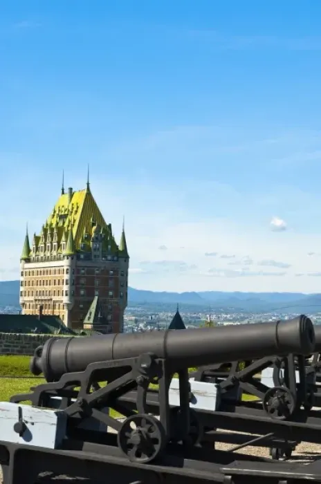 Framed Print : Quebec City, Quebec, Canada. Fairmont Le Chateau Frontenac