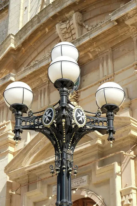 Framed Print : Rabat, Malta. Old street lamp in front of the Basilica of St. Paul's Framed Print : Rabat, Malta. Old street lamp in front of the Basilica of St. Paul's