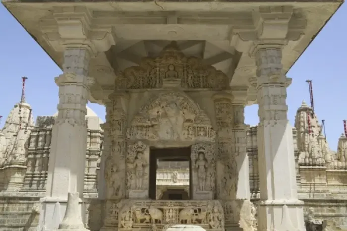 Framed Print : Ranakpur Jain Temple with intricate carving between Ghanerao and Udaipur, Rajasthan