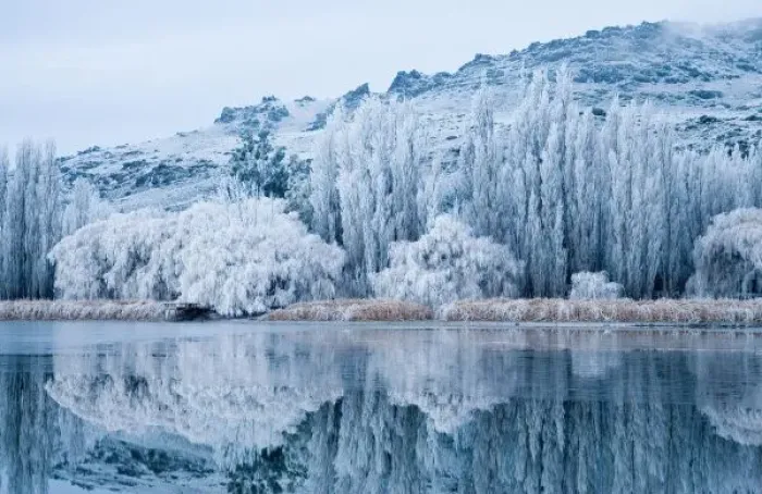 Framed Print : Reflections and Hoar Frost, Butchers Dam, near Alexandra, Central Otago, South Island Framed Print : Reflections and Hoar Frost, Butchers Dam, near Alexandra, Central Otago, South Island