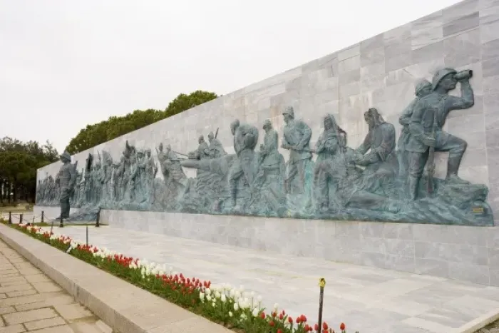 Framed Print : Relief and statue depicting Mustafa Kemal Ataturk commanding the Dardanelles Campaign of WW1 Framed Print : Relief and statue depicting Mustafa Kemal Ataturk commanding the Dardanelles Campaign of WW1