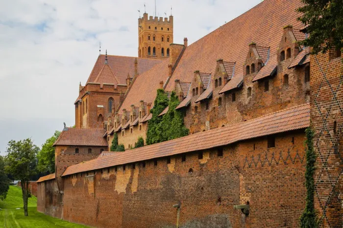 Framed Print : Renovations and restorations continue at Malbork Castle on northern Poland Framed Print : Renovations and restorations continue at Malbork Castle on northern Poland