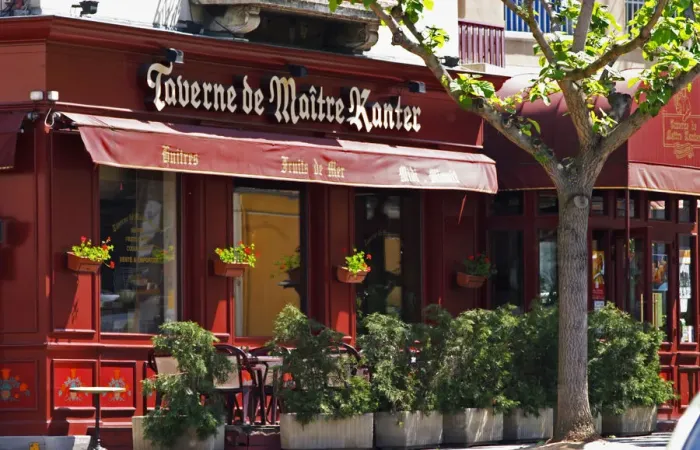 Framed Print : The restaurant Taverne de Maitre Kanter with outside seating. Vienne, Isere Isere