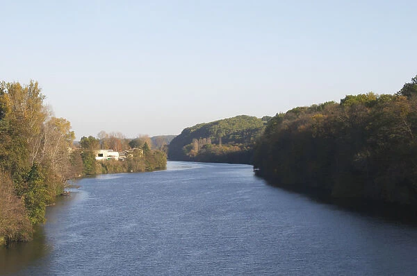 The river Dordogne close to Bergerac town. Bergerac Dordogne France