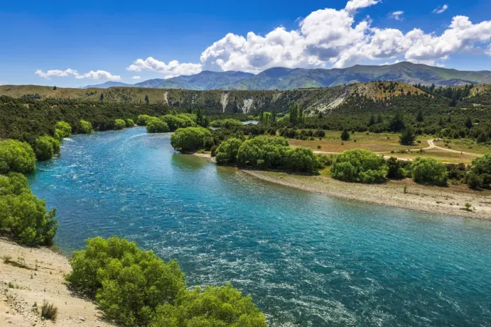 Framed Print : River view from the Upper Clutha River Track, Central Otago, South Island, New Zealand Framed Print : River view from the Upper Clutha River Track, Central Otago, South Island, New Zealand