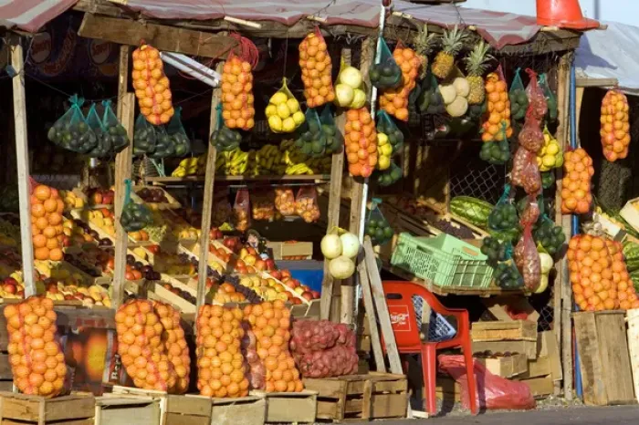 Framed Print : Roadside fruit stand near Valparaiso, Chile Framed Print : Roadside fruit stand near Valparaiso, Chile