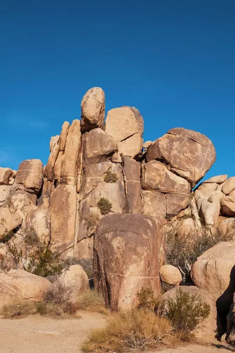 Framed Print : A rock formation in Hidden Valley in Joshua Tree National Park, California, USA Framed Print : A rock formation in Hidden Valley in Joshua Tree National Park, California, USA