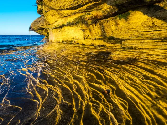 Framed Print : Rock formations at Pictured Rocks National Lakeshore on Upper Peninsula, Michigan Framed Print : Rock formations at Pictured Rocks National Lakeshore on Upper Peninsula, Michigan