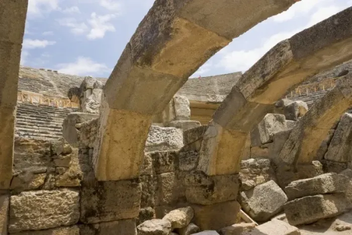 Framed Print : Roman amphitheater of the ancient Hierapolis, Pamukkale, Turkey Framed Print : Roman amphitheater of the ancient Hierapolis, Pamukkale, Turkey