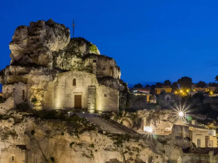 Framed Print : The Roman Catholic church of Santa Maria de Idris, cut into the rock in Matera at night