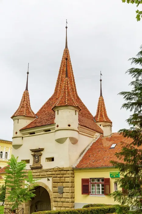 Framed Print : Romania, Brasov. Catherine's Gate, Poarta Ecaterinei, built by the Tailors Guild, in 1559 for defensive purposes Framed Print : Romania, Brasov. Catherine's Gate, Poarta Ecaterinei, built by the Tailors Guild, in 1559 for defensive purposes