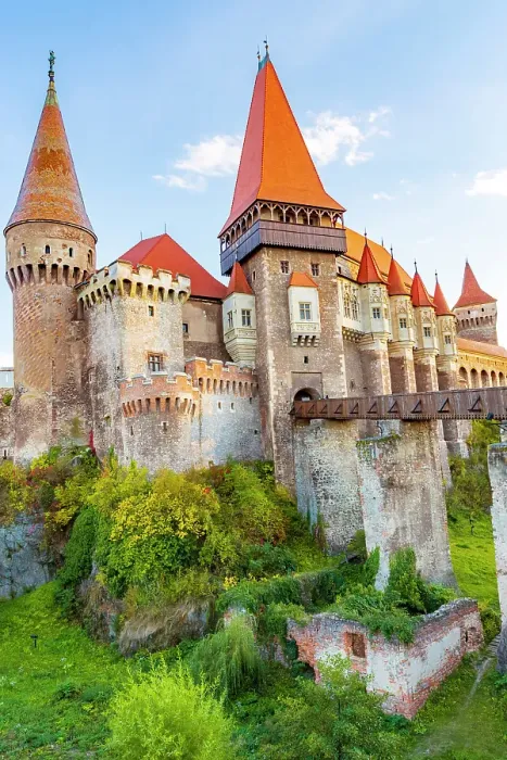 Framed Print : Romania, Hunedoara. Corvin Castle, Gothic-Renaissance castle, one of the largest castles in Europe Framed Print : Romania, Hunedoara. Corvin Castle, Gothic-Renaissance castle, one of the largest castles in Europe
