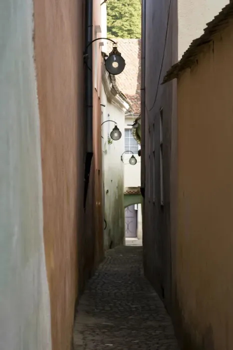 Framed Print : Rope Street (Strada Sforii) is one of the narrowest streets in Europe, Brasov, Romania Framed Print : Rope Street (Strada Sforii) is one of the narrowest streets in Europe, Brasov, Romania