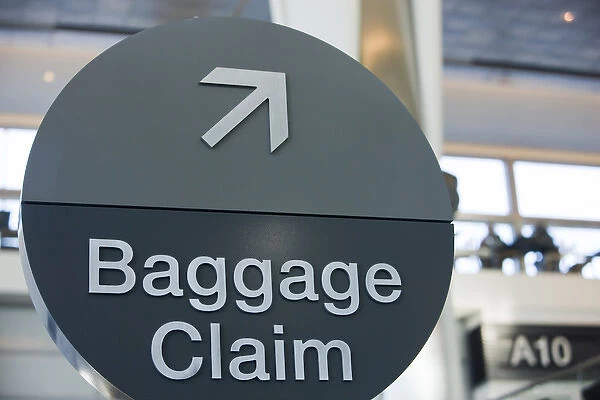 A round Baggage Claim sign at San Francisco International airport - San Francisco