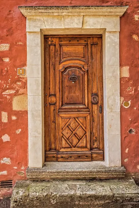 Framed Print : Roussillon doorway, Provence, France Framed Print : Roussillon doorway, Provence, France