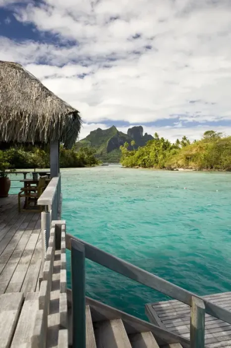 Framed Print : Royale honeymoon over-the-water suite at Bora Bora Nui Resort. PR