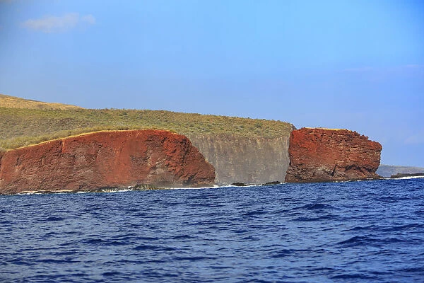 Rugged cliffs and shoreline on the South Shore of Lanai, Kaunoe U, Hawaii, USA