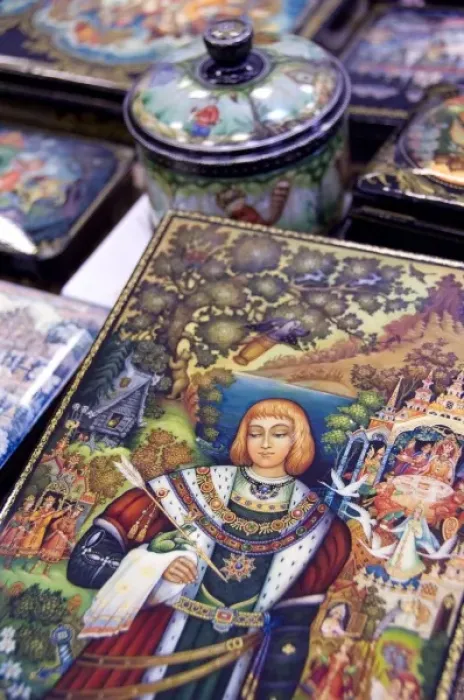 Framed Print : Russia, Golden Ring city of Yaroslavl. High quality traditional Russian lacquer boxes