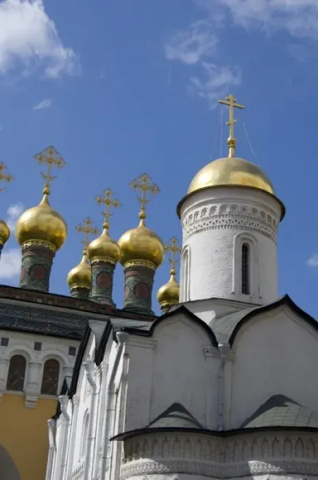 Framed Print : Russia, Moscow, The Kremlin. Church of the Deposition of the Robe with Terem Palace in the distance