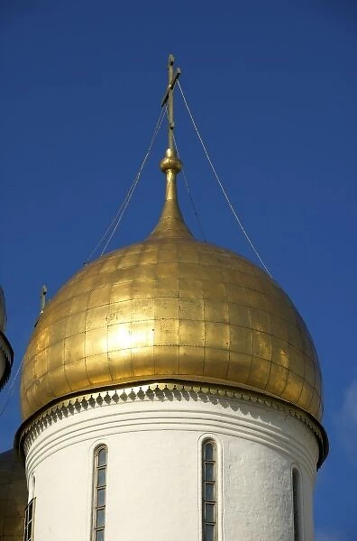 Russia, Moscow, Kremlin, gold dome of the Cathedral of the Dormition, RESTRICTED