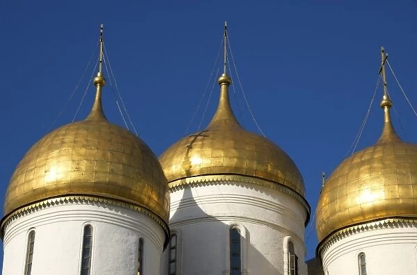 Russia, Moscow, Kremlin, gold domes of the Cathedral of the Dormition, RESTRICTED