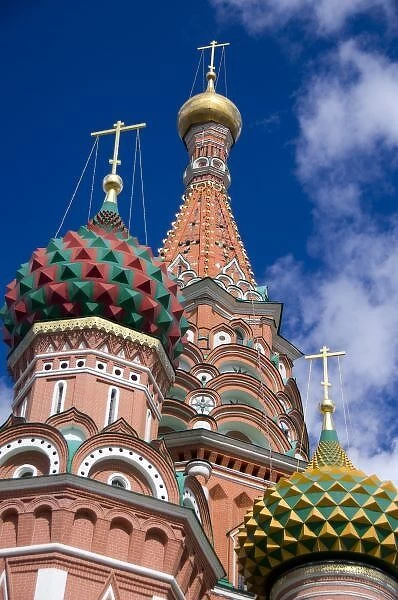 Russia, Moscow, Red Square. St. Basils Cathedral (aka Pokrovsky Sobor or Cathedral