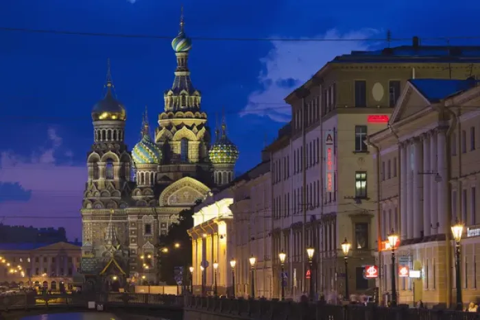 Framed Print : Russia, Saint Petersburg, Center, Church of the Saviour of Spilled Blood on Griboedov Canal Framed Print : Russia, Saint Petersburg, Center, Church of the Saviour of Spilled Blood on Griboedov Canal