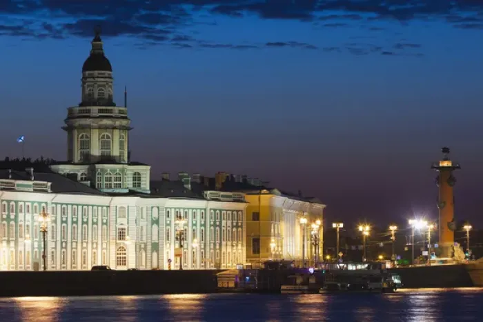 Framed Print : Russia, Saint Petersburg, Center, Kunstkamera Museum and Neva River, evening Framed Print : Russia, Saint Petersburg, Center, Kunstkamera Museum and Neva River, evening
