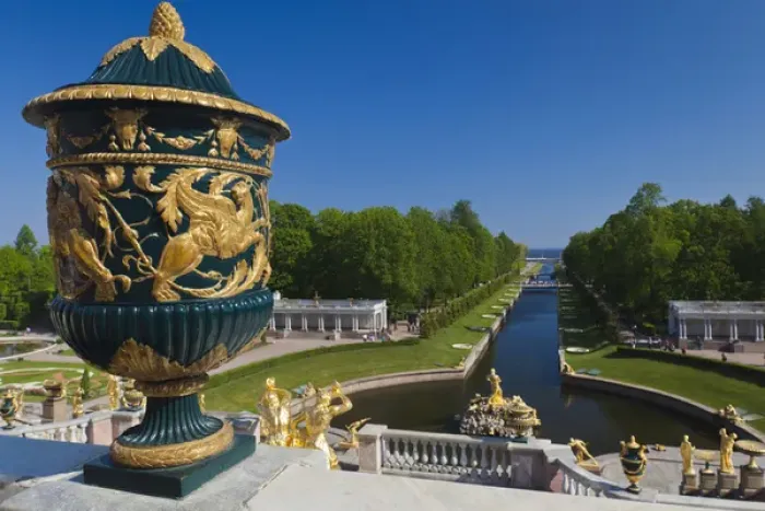 Framed Print : Russia, Saint Petersburg, Peterhof, Grand Cascade fountains Framed Print : Russia, Saint Petersburg, Peterhof, Grand Cascade fountains