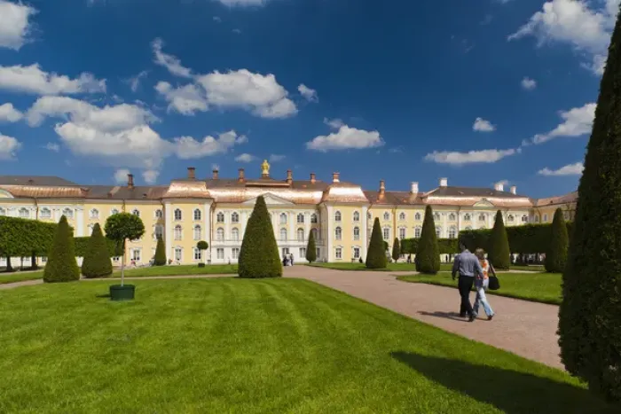 Framed Print : Russia, Saint Petersburg, Peterhof, Grand Palace Framed Print : Russia, Saint Petersburg, Peterhof, Grand Palace