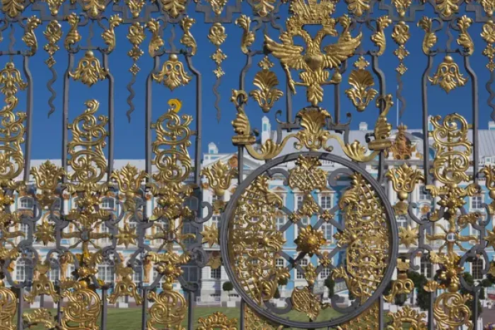 Framed Print : Russia, Saint Petersburg, Pushkin-Tsarskoye Selo, Catherine Palace, palace gate Framed Print : Russia, Saint Petersburg, Pushkin-Tsarskoye Selo, Catherine Palace, palace gate
