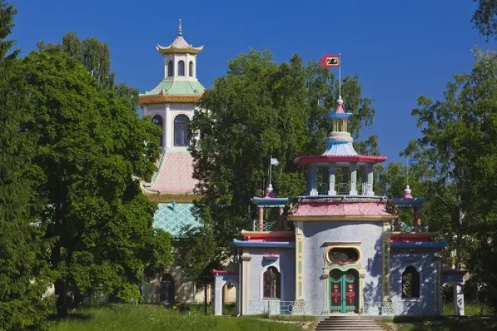 Framed Print : Russia, Saint Petersburg, Pushkin-Tsarskoye Selo, Chinese Pavillion Framed Print : Russia, Saint Petersburg, Pushkin-Tsarskoye Selo, Chinese Pavillion